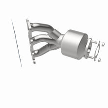 Load image into Gallery viewer, MagnaFlow Uni Catalytic Con DF 05-09 Hyundai Tucson 2.7 L P/S Manifold /05-07 Kia Truck