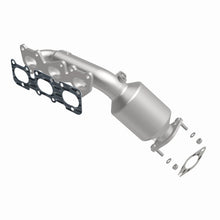 Load image into Gallery viewer, MagnaFlow OEM Grade Manifold Catalytic Conv Direct Fit - 09-11 Hyundai Genesis V6 3.8L