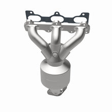 Load image into Gallery viewer, MagnaFlow Conv. DF 05-06 Hyundai Santa Fe/05-09 Tucson / 05-08 Kia Sportage D/S Manifold