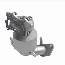 Load image into Gallery viewer, Magnaflow 15-21 Honda Fit 1.5L Direct Fit CARB Compliant Converter