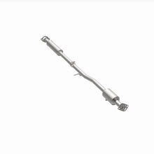 Load image into Gallery viewer, Magnaflow 14-15 Kia Sportage 2.4L Direct Fit Cat Converter