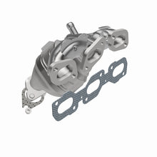 Load image into Gallery viewer, MagnaFlow Conv DF 01-04 Escape 3.0 rear manif
