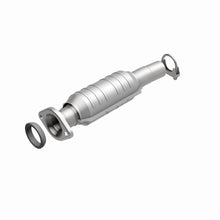 Load image into Gallery viewer, Magnaflow Conv DF 04-06 Toyota Sienna 3.3L AWD Rear
