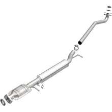 Load image into Gallery viewer, MagnaFlow Conv Direct Fit 2001-2003 Toyota Highlander V6 3.0L SS Catalytic Converter
