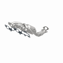 Load image into Gallery viewer, Magnaflow 09-10 Ford Focus 2.0L Direct Fit Converter
