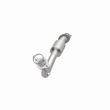 Load image into Gallery viewer, Magnaflow 13-15 Toyota RAV4 2.5L Direct Fit Converter
