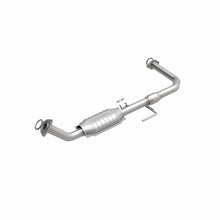 Load image into Gallery viewer, MagnaFlow Conv DF 00-04 Tundra 4.7L D/S OEM
