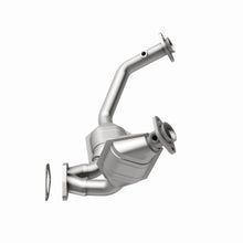 Load image into Gallery viewer, MagnaFlow Conv. DF 98-00 Ranger 3.0/4.0L Fron
