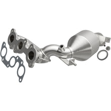 Load image into Gallery viewer, MagnaFlow Conv DF 04-06 Toyota Sienna 3.3L
