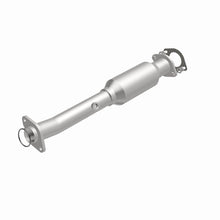 Load image into Gallery viewer, Magnaflow 2004 Nissan Titan 5.6L Direct Fit Converter
