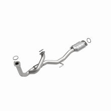 Load image into Gallery viewer, MagnaFlow Conv DF 97-98 Toyota Avalon Camry 3
