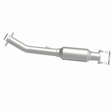 Load image into Gallery viewer, Magnaflow 2004 Nissan Titan 5.6L Direct Fit Converter
