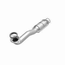 Load image into Gallery viewer, MagnaFlow Conv Direct Fit 10-11 Honda CR-V 2.4L
