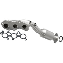 Load image into Gallery viewer, MagnaFlow Direct-Fit OEM Grade Federal Catalytic Converter 16-17 Lexus IS300/IS350 V6 3.5L
