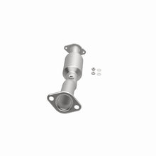 Load image into Gallery viewer, Magnaflow 13-15 Sentra 1.8 Underbody Direct Fit Converter
