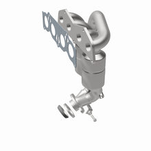 Load image into Gallery viewer, MagnaFlow Conv DF 01-03 Toyota Rav4 2.0L L4
