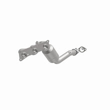 Load image into Gallery viewer, MagnaFlow Conv DF 2008-2010 BMW 528i/528i xDrive 3.0L Underbody

