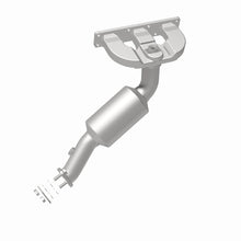 Load image into Gallery viewer, MagnaFlow Conv DF BMW 01-05 325 2.5L / 01-05 330 3.0L / 01-02 Z3 2.5L/3.0L California - Rear
