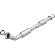 Load image into Gallery viewer, MagnaFlow 13-15 Toyota Tacoma California Grade CARB Compliant Direct-Fit Catalytic Converter
