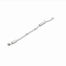 Load image into Gallery viewer, Magnaflow 16-17 Hyundai Tucson L4 2.0 OEM Underbody Direct Fit Catalytic Converter
