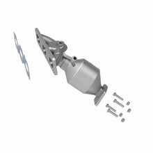 Load image into Gallery viewer, MagnaFlow Conv DF 2004 Mazda MPV 3.0L
