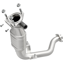 Load image into Gallery viewer, Magnaflow Conv DF 01-04 Ford Escape
