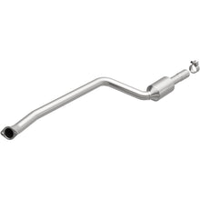 Load image into Gallery viewer, Magnaflow 08-13 128i 3 L Underbody Direct Fit Converter
