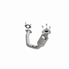 Load image into Gallery viewer, MagnaFlow Conv DF 04 Chevy Malibu 3.5L
