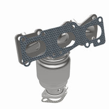 Load image into Gallery viewer, Magnaflow 07-10 Kia Sedona 3.8L California Grade CARB Compliant DF Manifold Catalytic Converter
