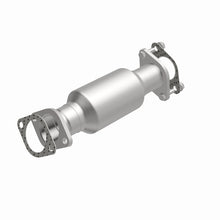 Load image into Gallery viewer, MagnaFlow Conv Direct Fit 2011 Kia Sorento 3.5 Underbody
