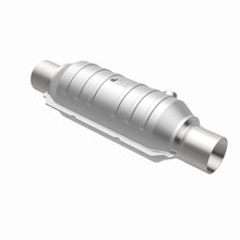 Load image into Gallery viewer, Magnaflow Conv Univ 2.50 OEM Angled O2
