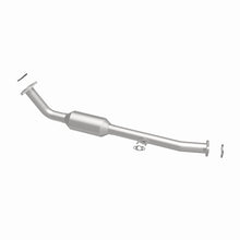 Load image into Gallery viewer, MagnaFlow Conv Direct Fit OEM 2001-2004 Toyota Sequoia Underbody
