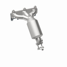 Load image into Gallery viewer, MagnaFlow Conv DF 05-08 Kia Sportage 2.7L Passenger Side
