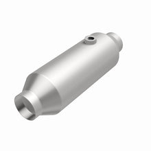 Load image into Gallery viewer, MagnaFlow 99-03 Honda Odyssey V6 3.5L California Grade CARB Compliant Universal Catalytic Converter
