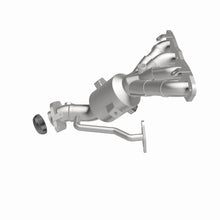Load image into Gallery viewer, MagnaFlow OEM Grade 12-17 Toyota Prius C Federal / EPA Compliant Manifold Catalytic Converter
