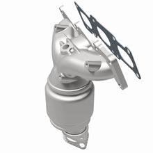 Load image into Gallery viewer, Magnaflow 07-10 Kia Sedona 3.8L California Grade CARB Compliant DF Manifold Catalytic Converter
