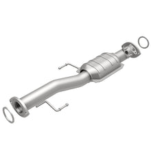 Load image into Gallery viewer, MagnaFlow Conv DF 99-02 4Runner 3.4L rear OEM
