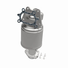 Load image into Gallery viewer, Magnaflow 06-07 Accord 3.0 L Underbody Direct Fit Converter
