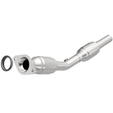 Load image into Gallery viewer, MagnaFlow Conv DF 03-04 Vibe/Matrix/Corol OEM
