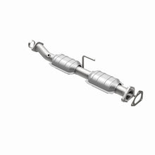 Load image into Gallery viewer, MagnaFlow Conv DF 98-00 Ford Ranger 4.0L/3.0L Rear / 98-00 Mazda B300 3.0L / B4000 4.0L Rear
