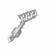 Load image into Gallery viewer, Magnaflow 16-21 Infiniti QX80 5.6L Direct-Fit Left Manifold Catalytic Converter
