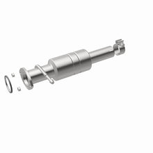 Load image into Gallery viewer, Magnaflow Conv DF 2009-2012 Highlander 2.7 L Underbody
