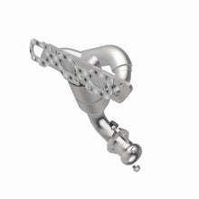Load image into Gallery viewer, MagnaFlow Conv DF 01-06 Escape 3.0 with oil
