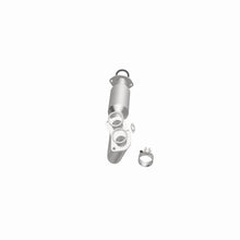 Load image into Gallery viewer, MagnaFlow Converter Direct Fit California Grade 96-98 Toyota 4Runner 2.7L
