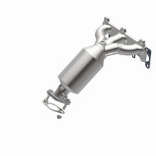 Load image into Gallery viewer, MagnaFlow Conv DF 05-08 Kia Sportage 2.7L Passenger Side
