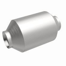 Load image into Gallery viewer, Magnaflow California Grade CARB Universal Catalytic Converter - 2.5in In / 2.5in Out / 9in Long
