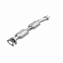 Load image into Gallery viewer, MagnaFlow Conv DF 98-00 Ford Ranger 4.0L/3.0L Rear / 98-00 Mazda B300 3.0L / B4000 4.0L Rear

