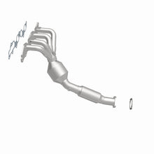 Load image into Gallery viewer, Magnaflow 05-06 Ford Focus 2.0L Direct Fit Converter

