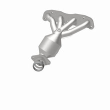 Load image into Gallery viewer, MagnaFlow Conv Direct Fit 09-14 Sentra 2.0L Manifold
