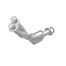 Load image into Gallery viewer, MagnaFlow Conv DF 01-04 Tacoma 2.7L front 49S
